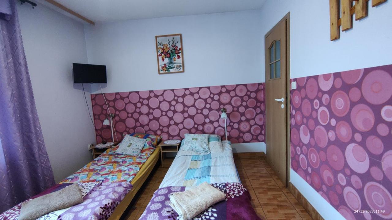 Tanie Noclegi Krysia Falsztyn מראה חיצוני תמונה
